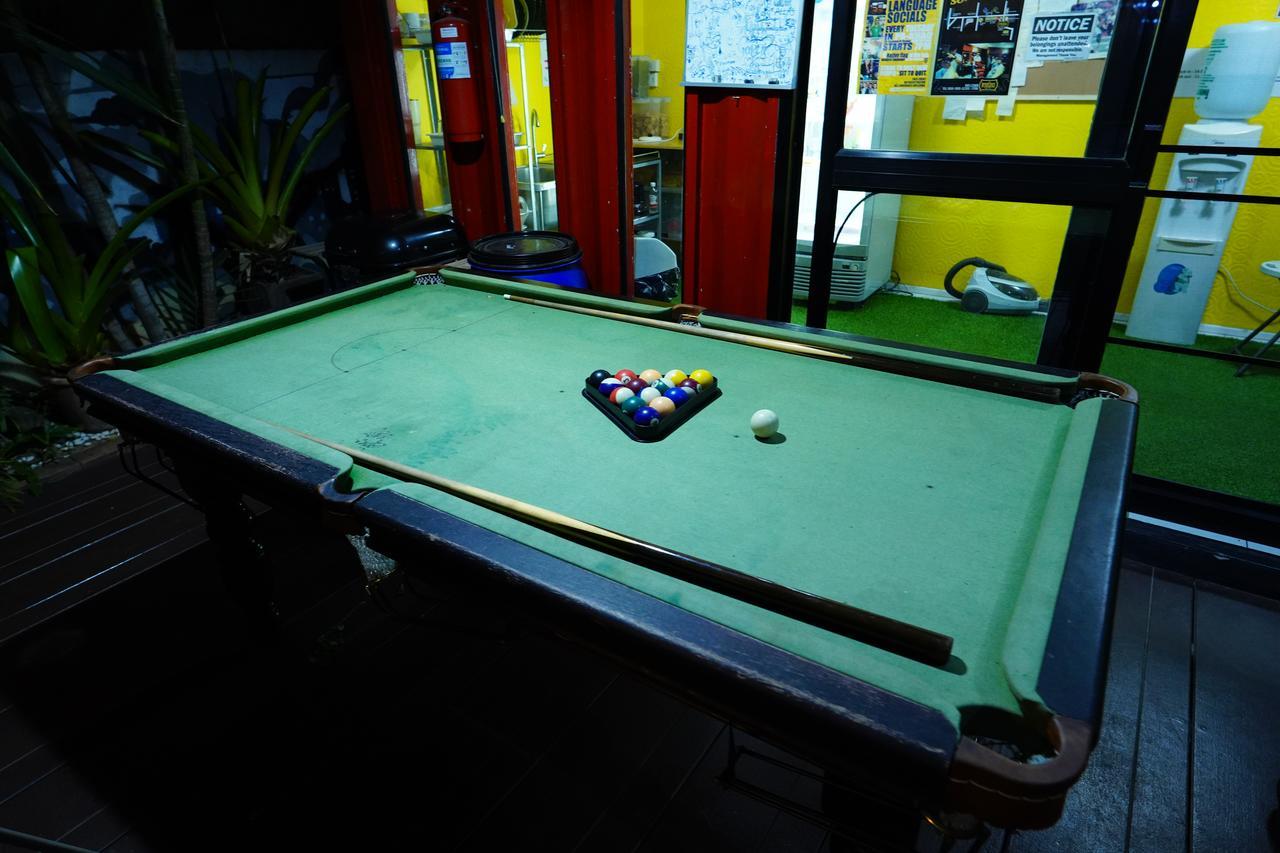 At Box Hostel Chiang Mai Extérieur photo